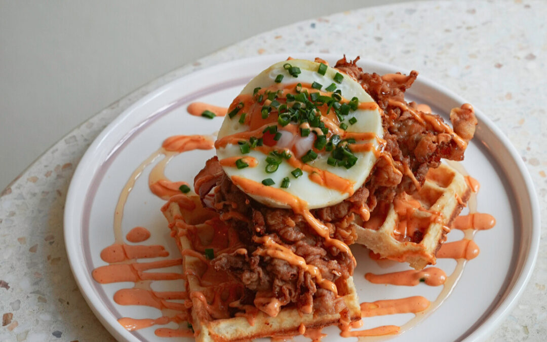 Szczęśliwy z Kentucky – śniadanie, które poprawia nastrój